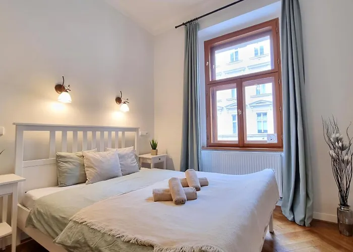 Finnem Rentals Florenc