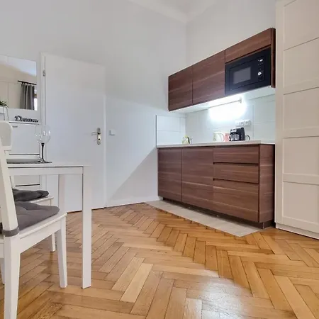 Finnem Rentals Florenc Prague Exterior photo
