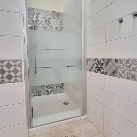 Finnem Rentals Florenc Prague Exterior photo