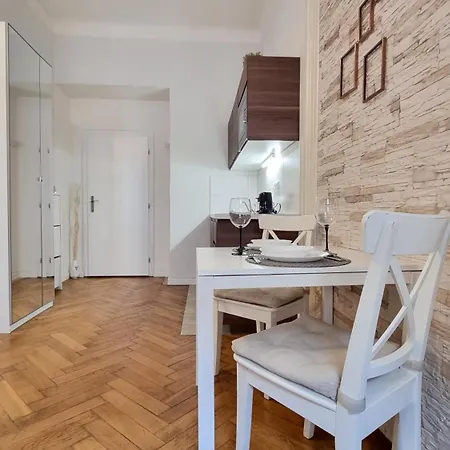 Finnem Rentals Florenc Prague Exterior photo