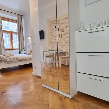 Finnem Rentals Florenc Prague Exterior photo