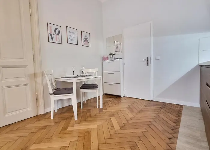 Finnem Rentals Florenc
