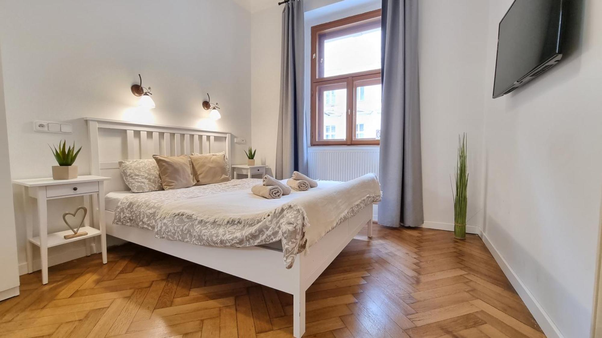 Finnem Florenc Apartmán *